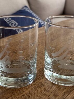 Source Unknown Clear Etched Sailing Ship Rocks Glasses